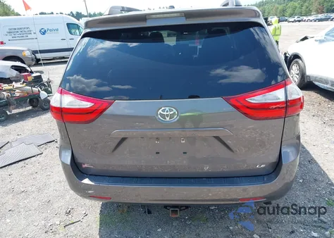 2015 Toyota Sienna Le 8 Passenger from USA, damaged, VIN 5TDKK3DC3FS555538